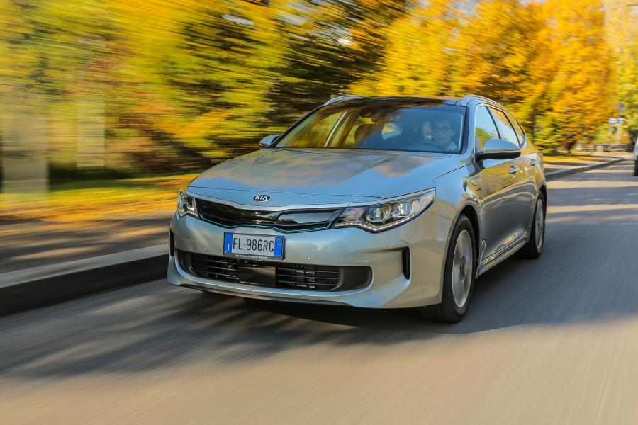  Kia Optima Sportswagon Plug-In Hybrid (JF) 2017 года  (WW) (фото 34 из 40)